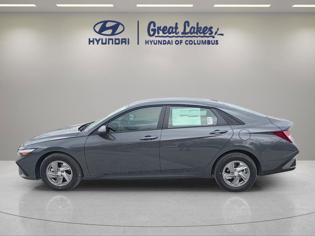 New 2026 Hyundai Elantra SE w/ Cargo Package FWD image 2