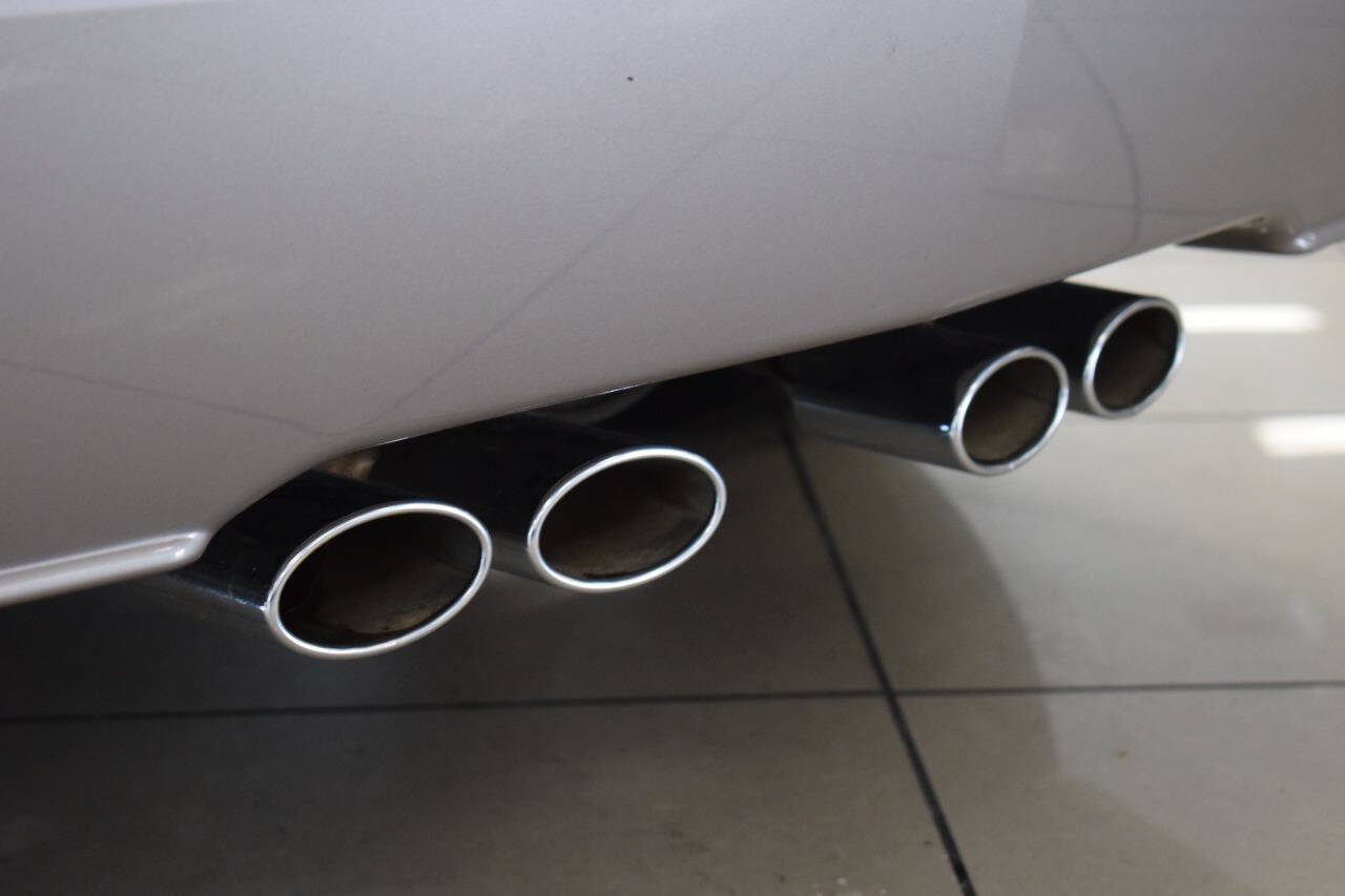 Used 2005 Cadillac XLR RWD image 43