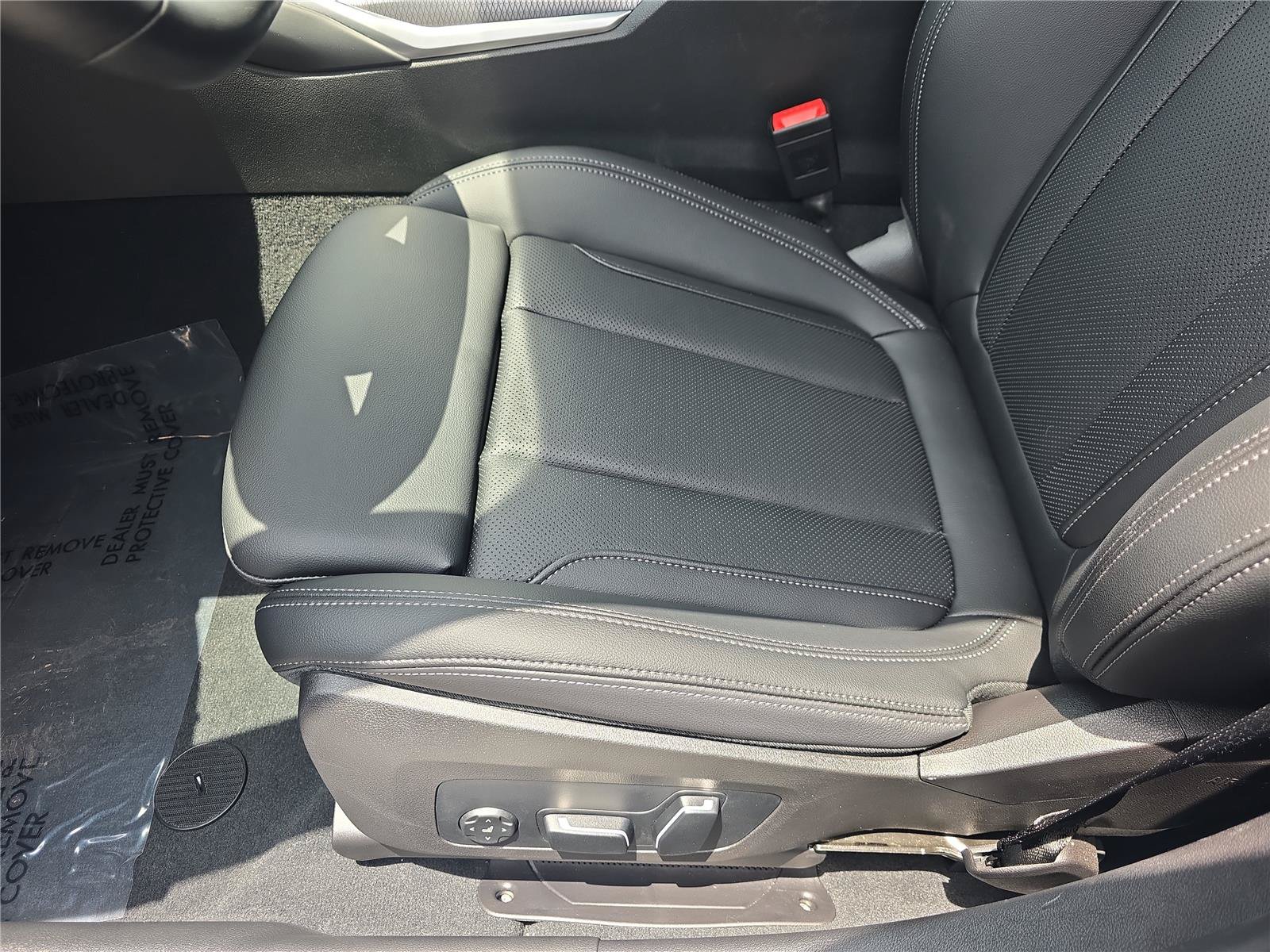 Used 2025 BMW M340i RWD image 16