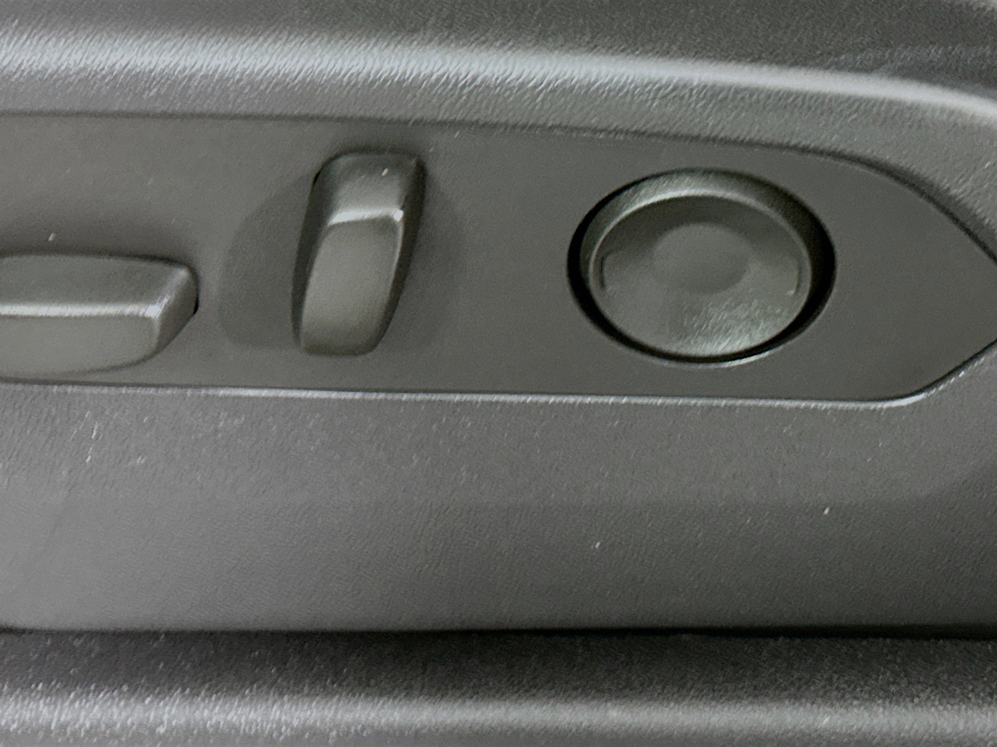 Used 2024 Chevrolet Silverado 2500 LT w/ Midnight Edition image 13