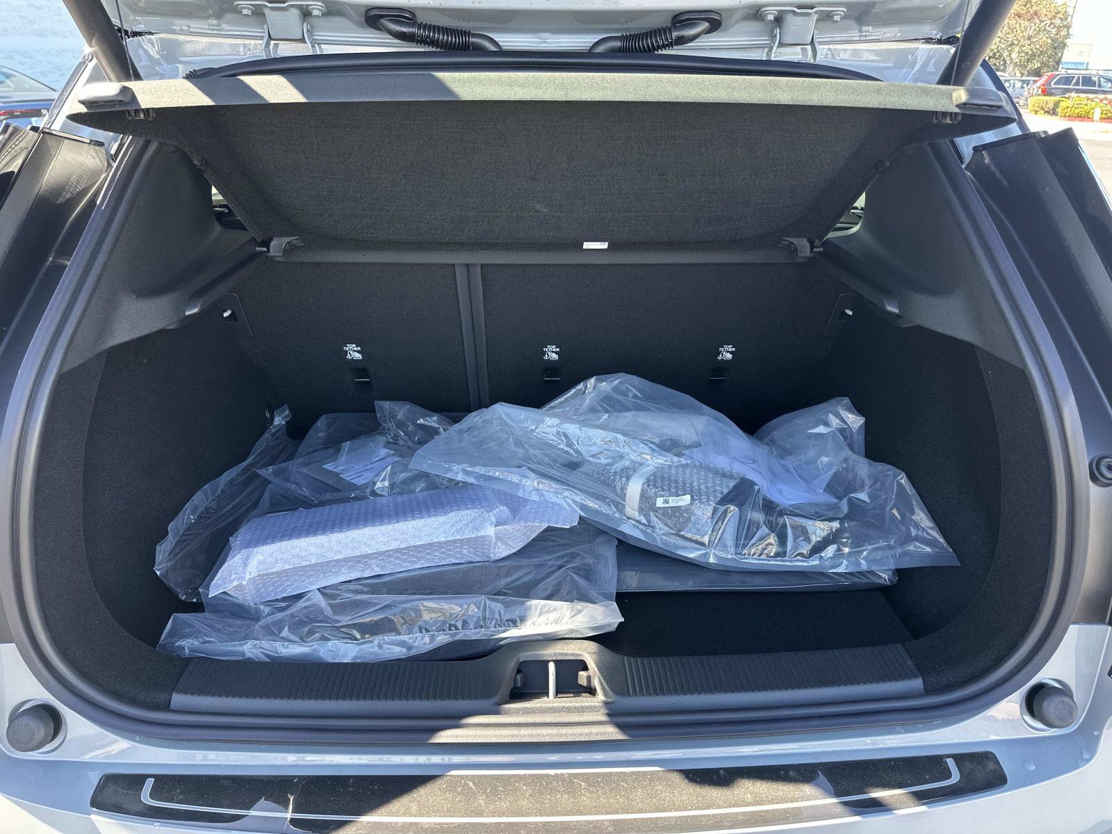 New 2026 Volvo EX30 Cross Country Ultra AWD/4WD image 17