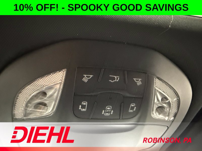 New 2027 Chrysler Pacifica Select w/ Family Tech Group FWD image 39