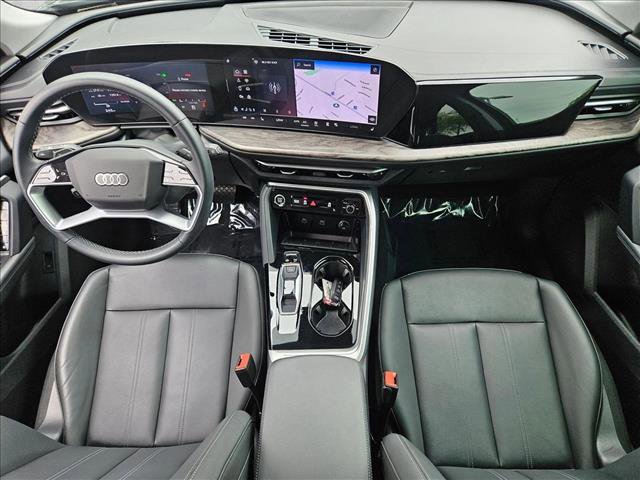 Used 2025 Audi Q5 Premium w/ Convenience Package AWD/4WD image 20