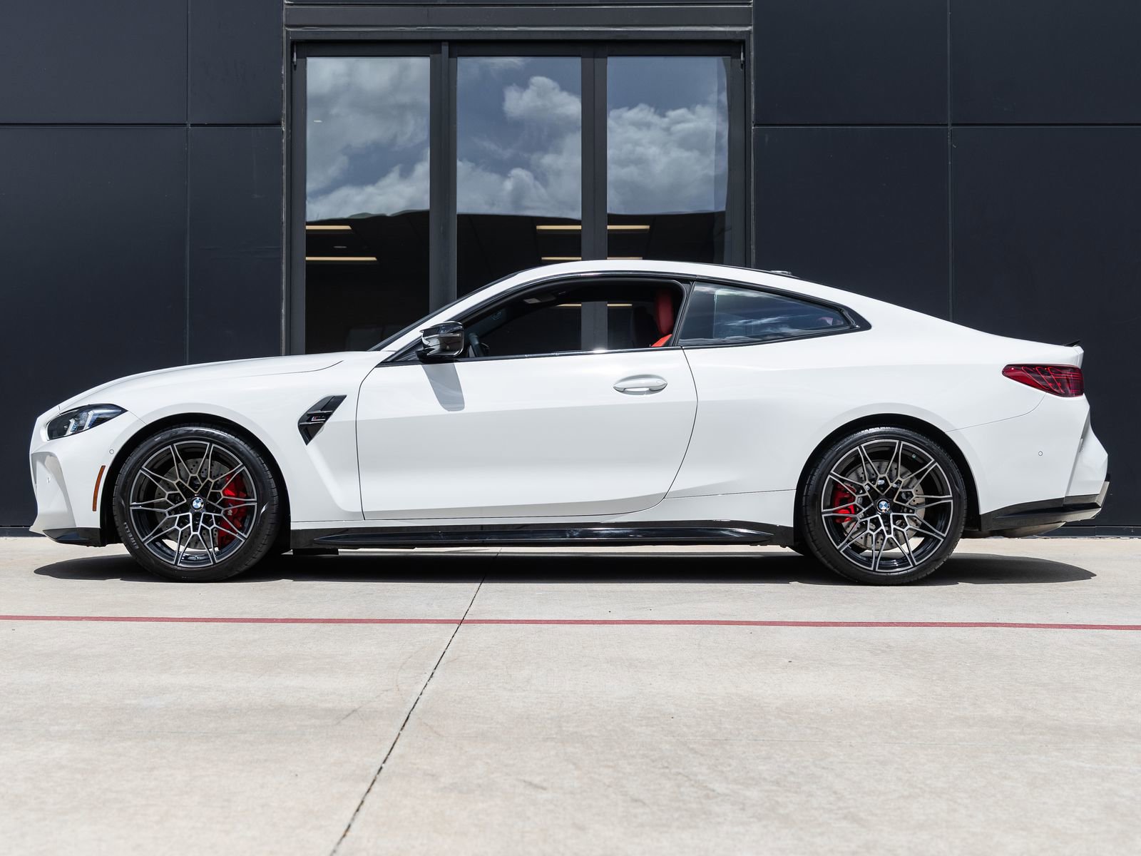 Used 2026 BMW M4 Competition w/ Executive Package image 9