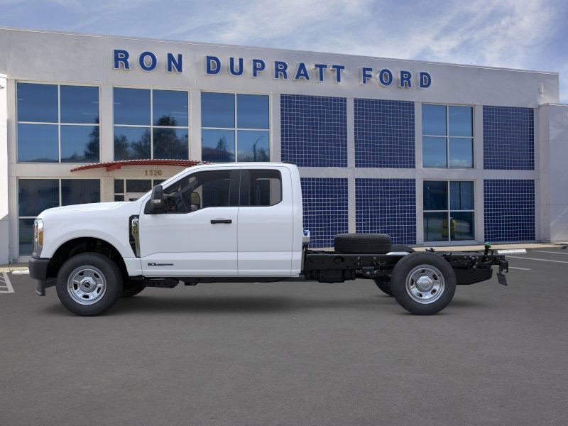 New 2026 Ford F350 XL image 4