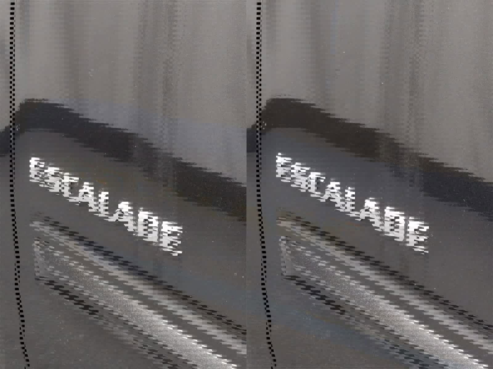 Used 2012 Cadillac Escalade Luxury image 12