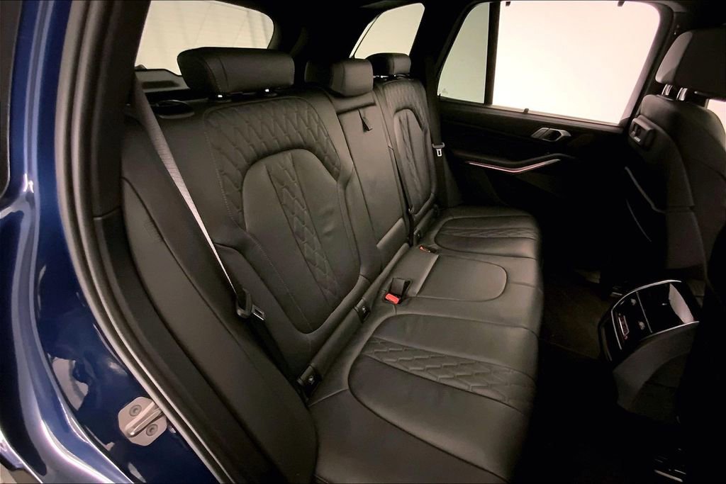 Used 2023 BMW X5 xDrive40i image 15