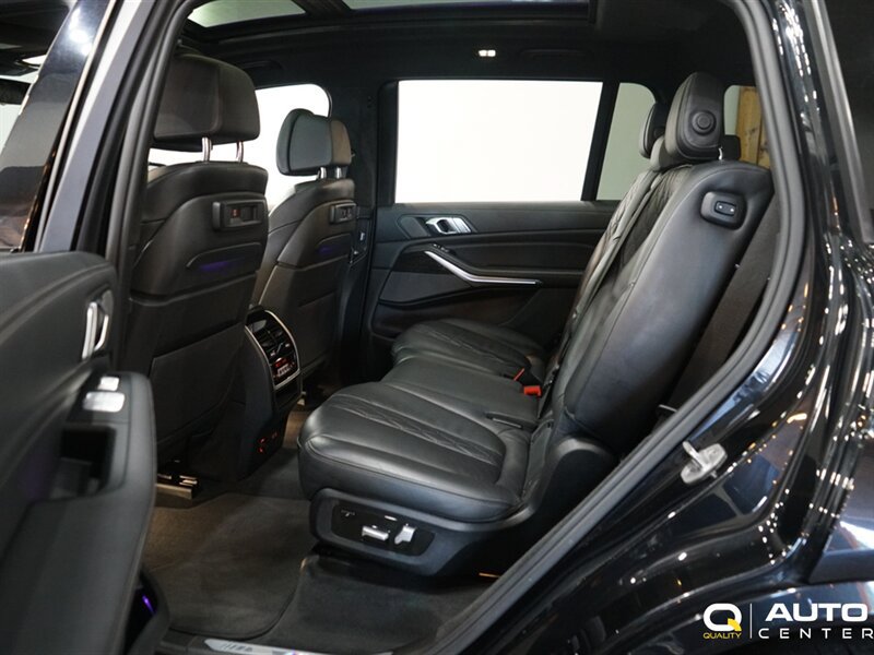 Used 2021 BMW X7 M50i AWD/4WD image 34
