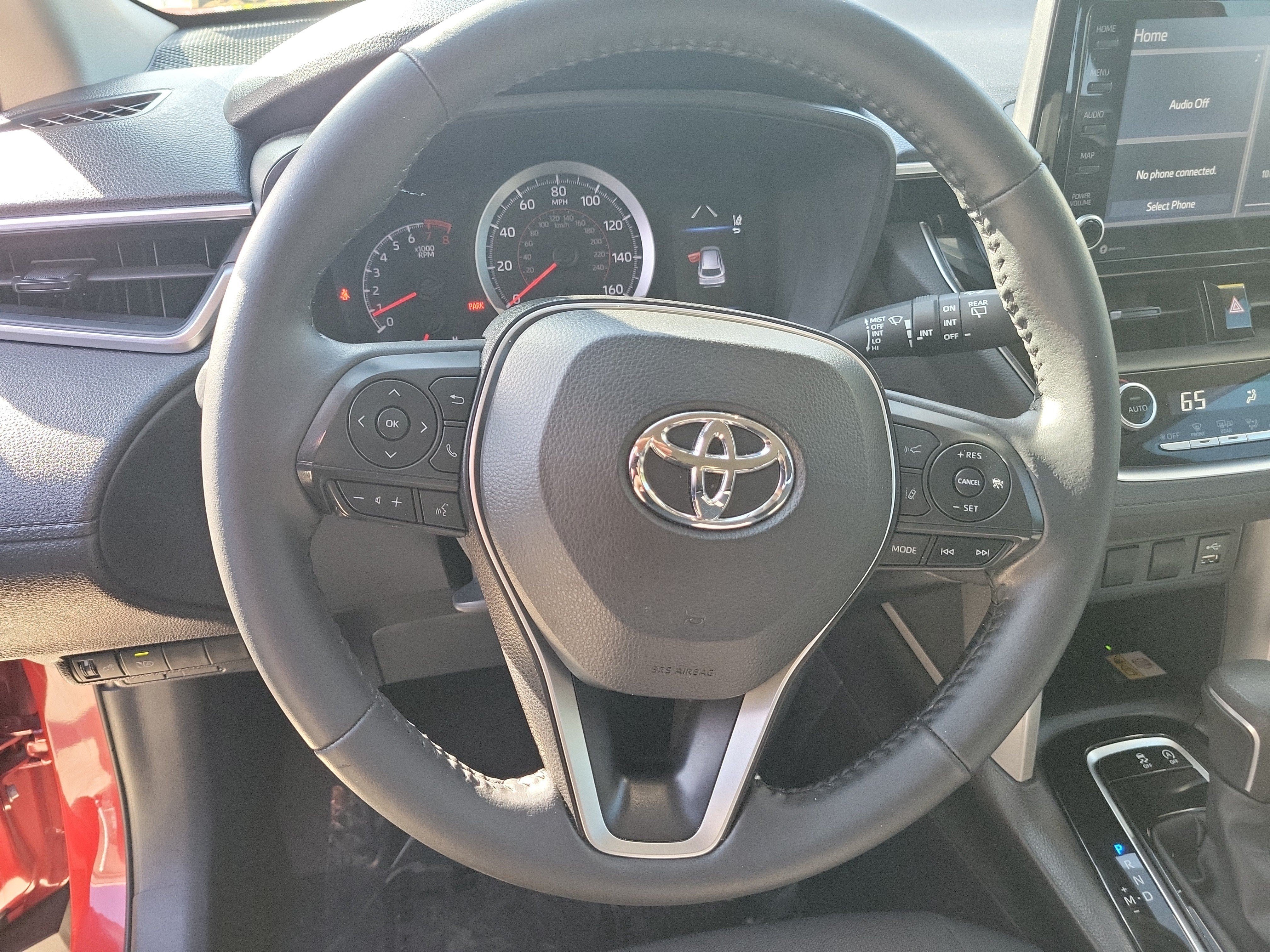 Used 2022 Toyota Corolla Cross LE FWD image 25