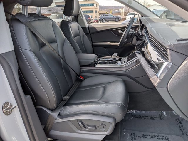 Certified 2023 Audi Q8 Premium Plus w/ Premium Plus Package image 22