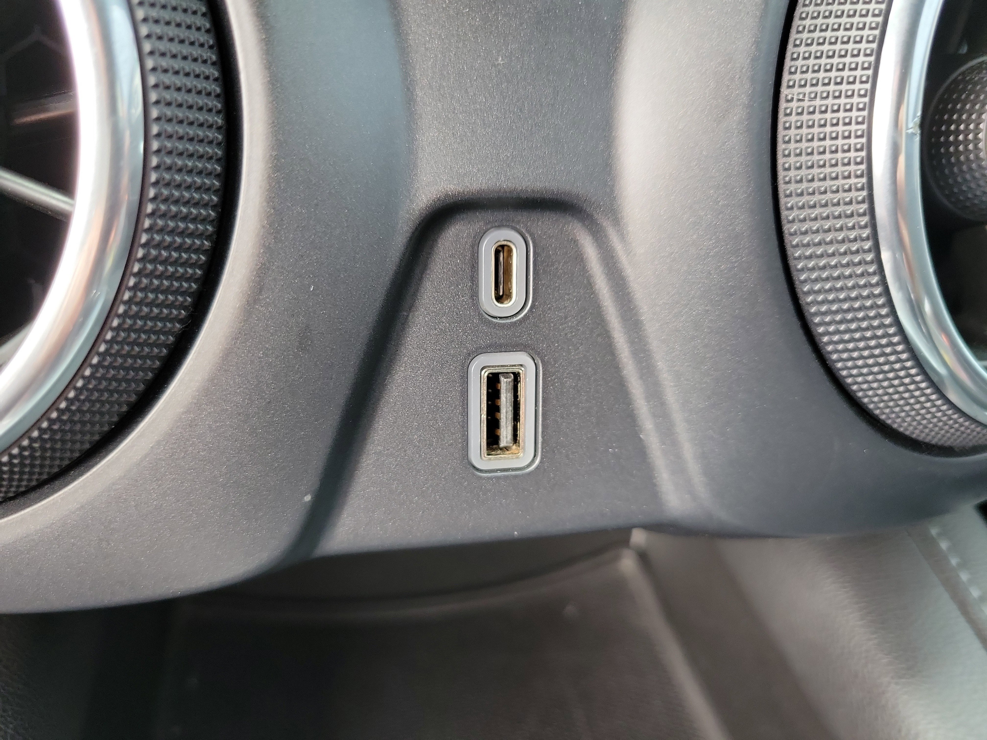 Used 2020 Chevrolet Blazer LT image 26