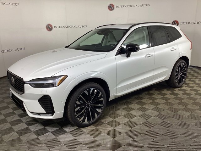 New 2026 Volvo XC60 B5 Ultra w/ Protection Package Premier image 2