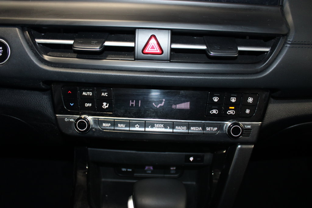 Used 2024 Kia Seltos SX AWD/4WD image 16