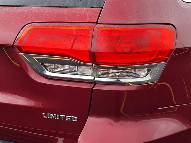 Used 2015 Jeep Grand Cherokee Limited w/ Luxury Group II image 18