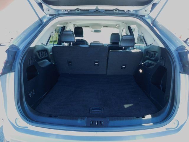 Used 2023 Ford Edge SEL image 12