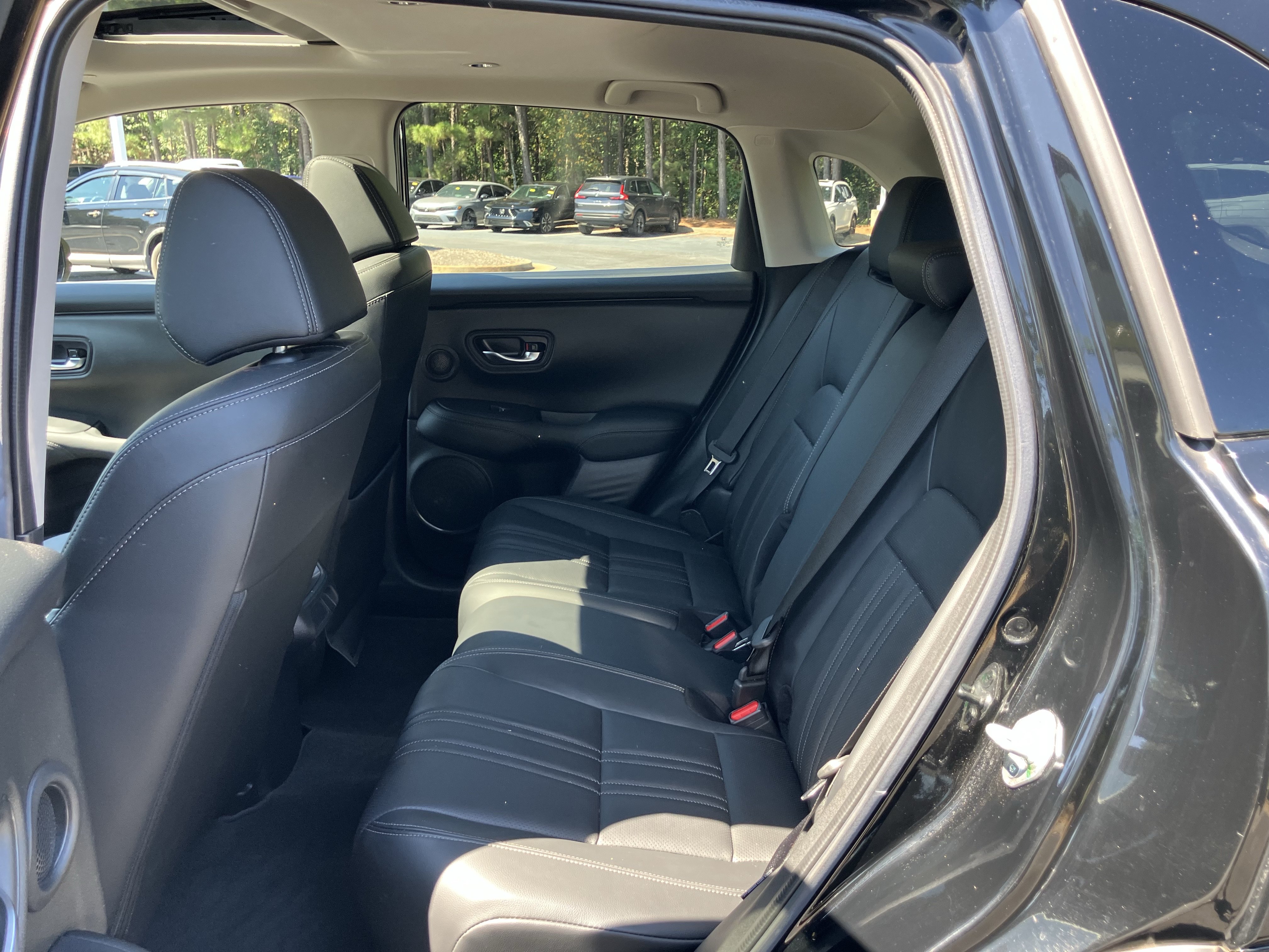 Certified 2024 Honda HR-V EX-L image 32