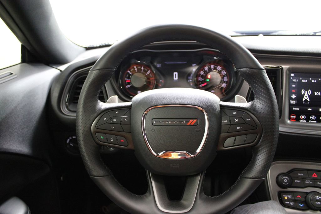 Used 2023 Dodge Challenger R/T w/ Blacktop Package image 32