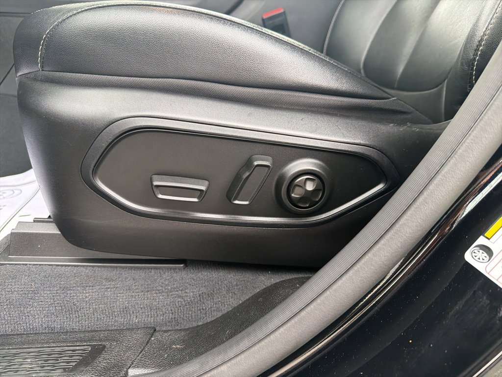 Used 2023 Jeep Grand Cherokee Limited image 18