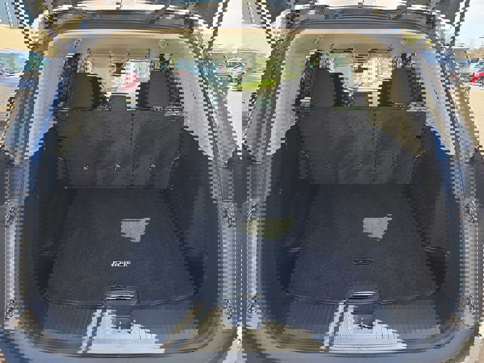 Used 2023 Nissan Rogue S image 14