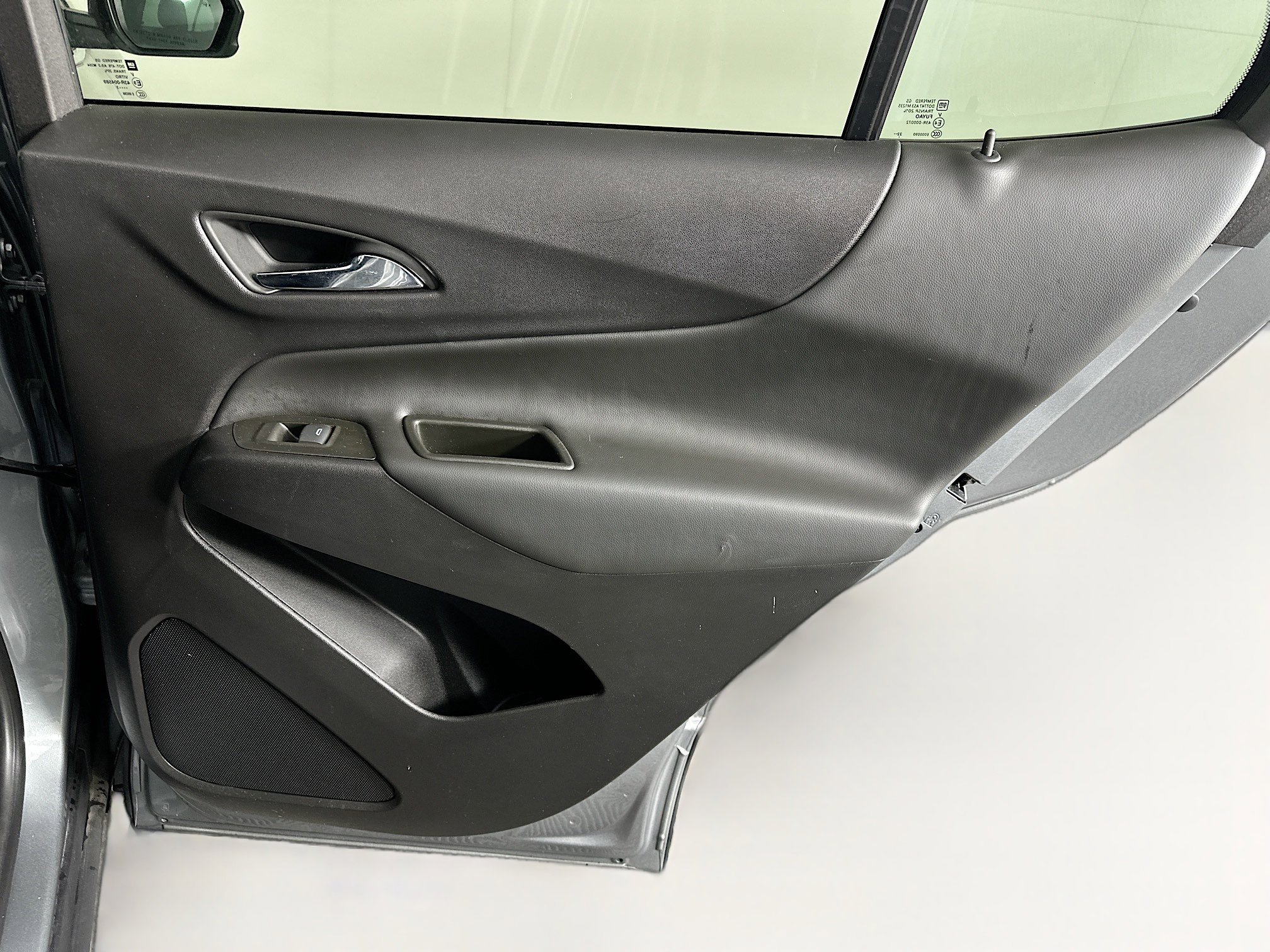 Used 2023 Chevrolet Equinox LT w/ Driver Convenience Package image 29