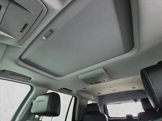 Used 2017 GMC Yukon Denali w/ Open Road Package RWD image 16