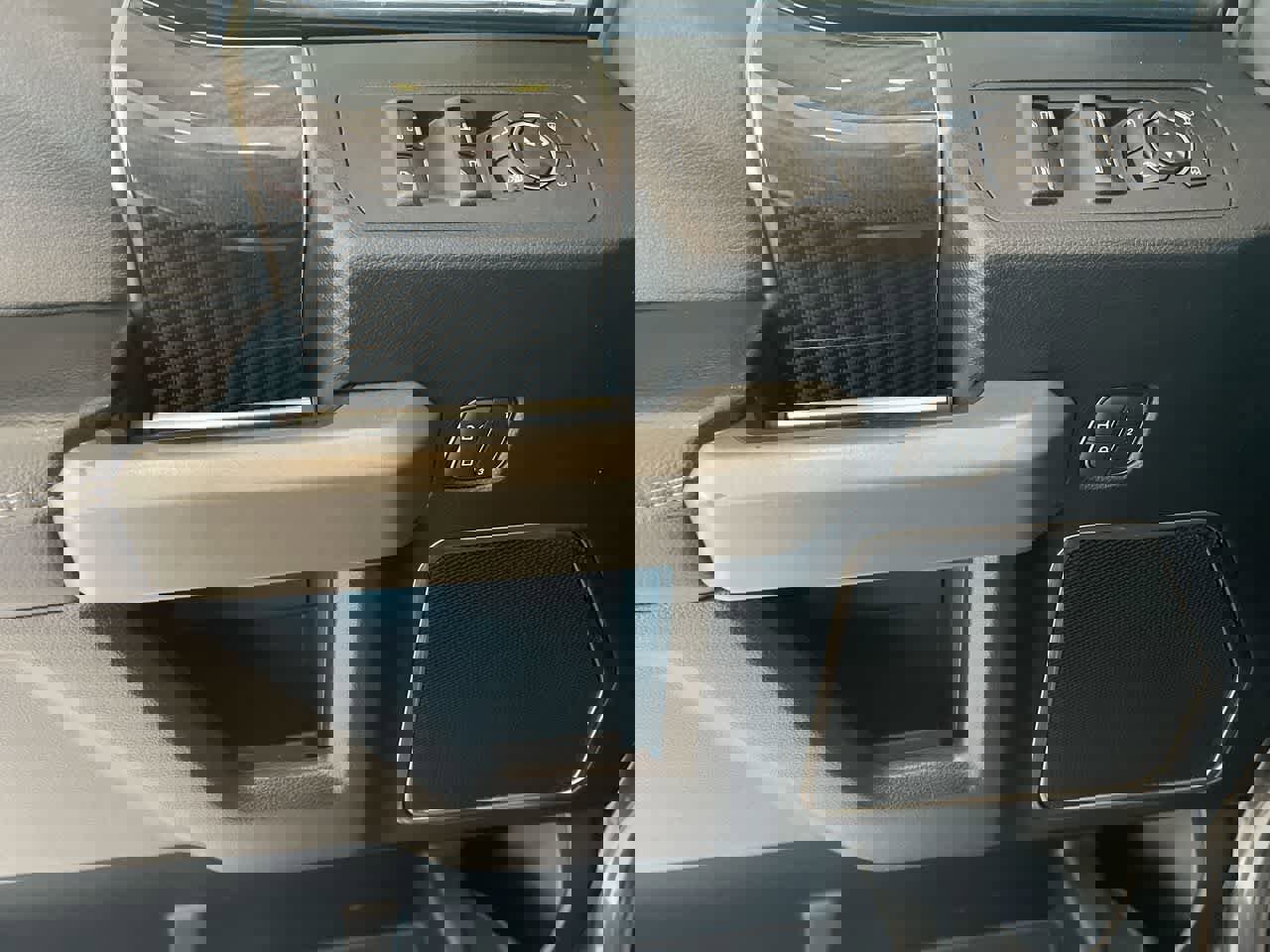 Used 2019 Ford F150 Raptor w/ Equipment Group 802A Luxury image 13