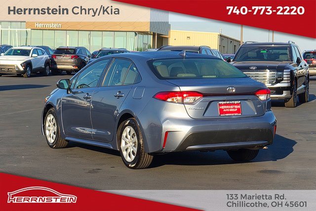 Used 2022 Toyota Corolla LE image 5