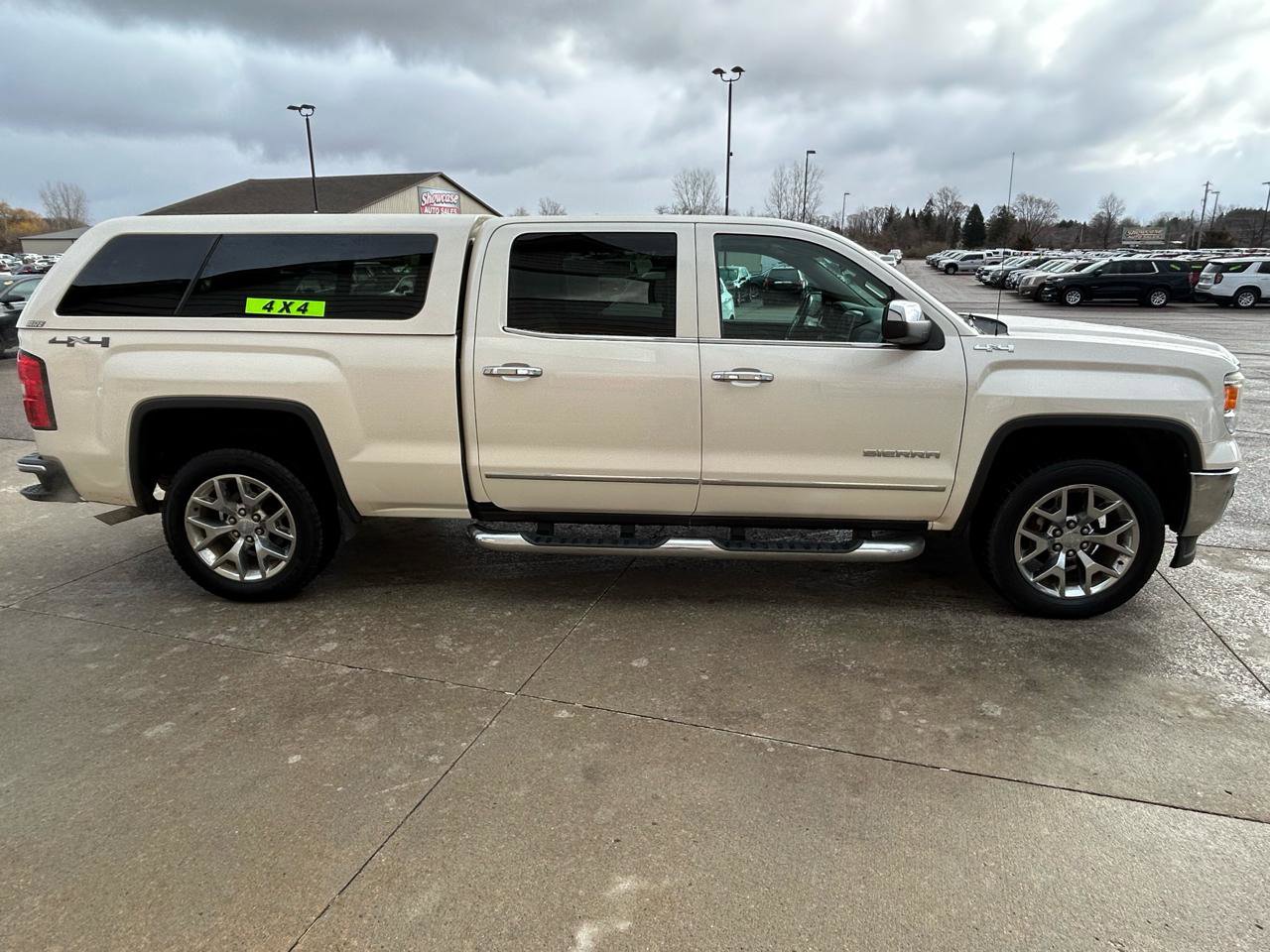 Used 2014 GMC Sierra 1500 SLT w/ SLT Preferred Package image 4