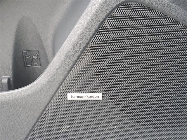 New 2025 Subaru Crosstrek 2.5i Limited image 16