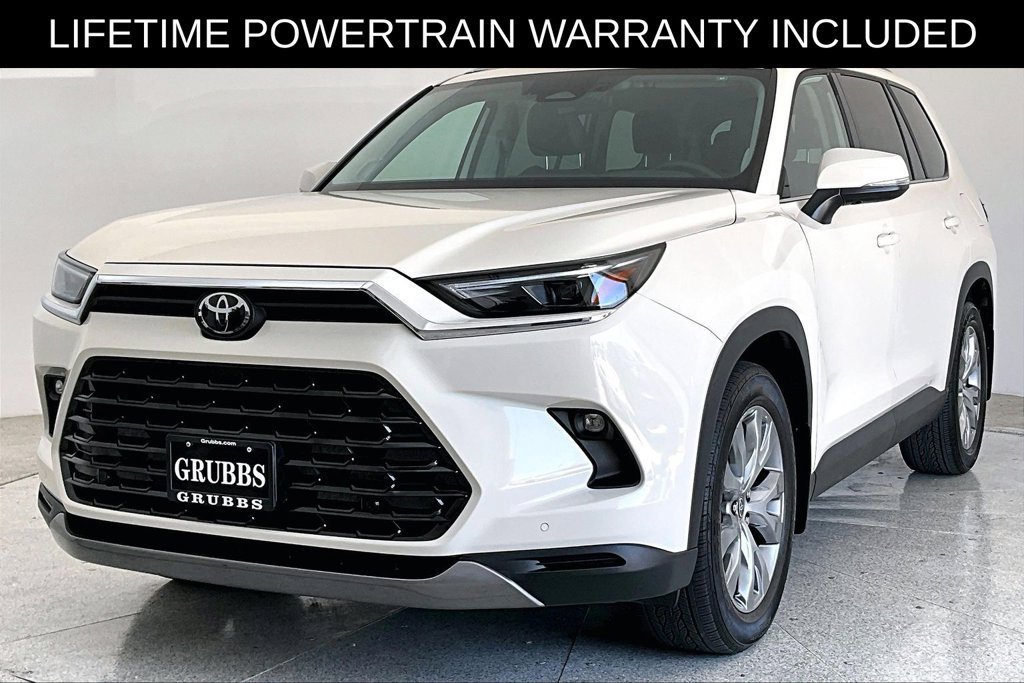 Used 2024 Toyota Grand Highlander AWD image 14