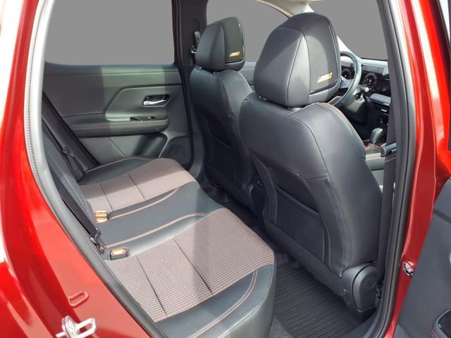 Used 2025 Nissan Kicks SR w/ SR Premium Package image 11