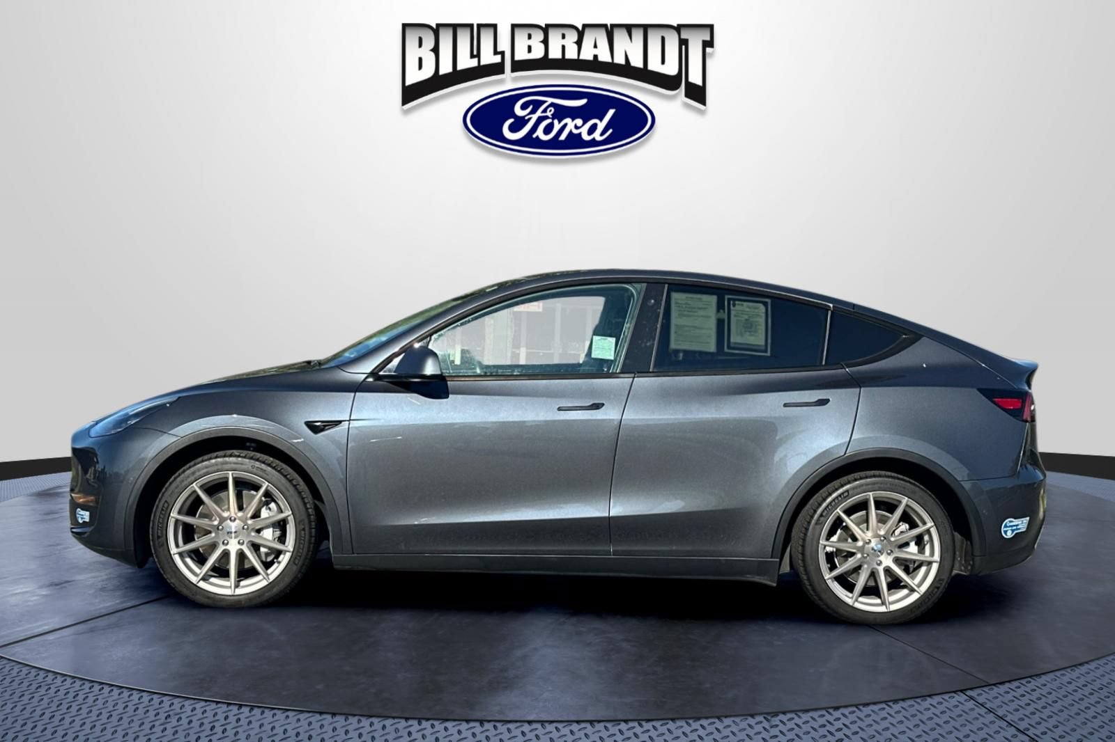 Used 2021 Tesla Model Y Long Range AWD/4WD image 6