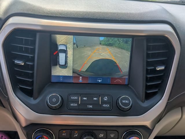 Used 2019 GMC Acadia Denali w/ Technology Package FWD image 21