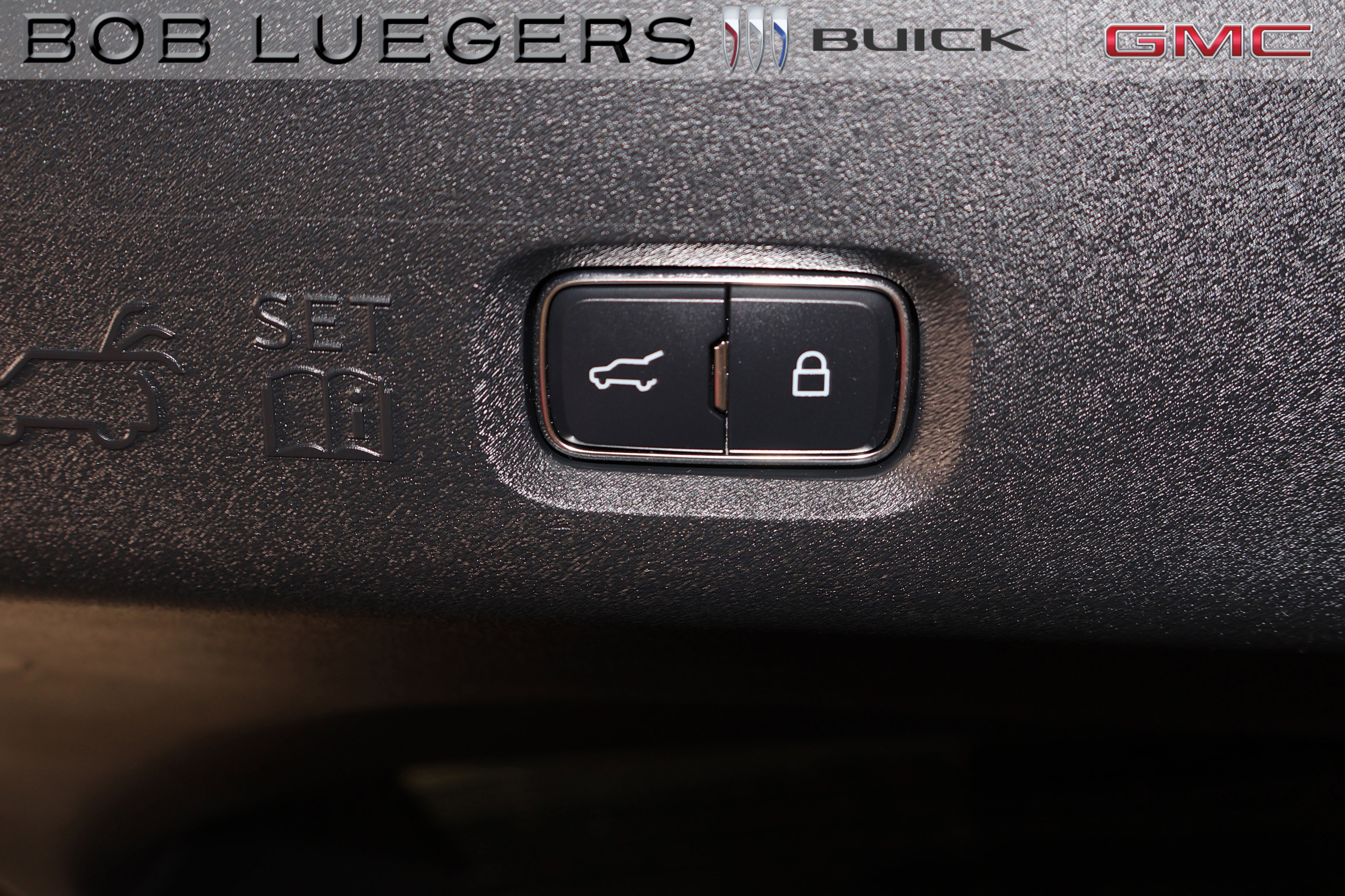 Used 2026 Lincoln Navigator Reserve AWD/4WD image 23