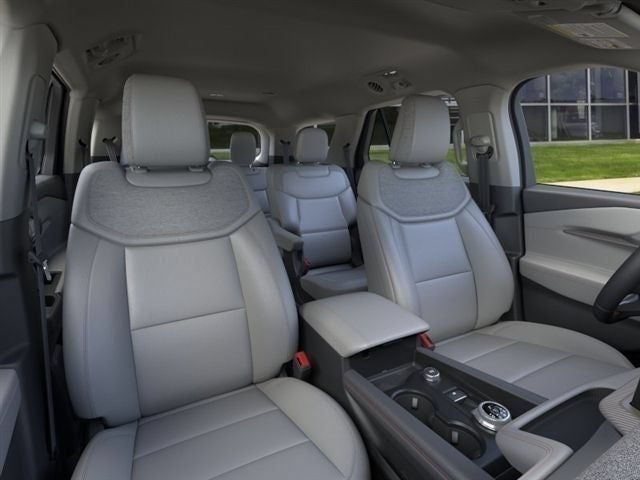 Used 2026 Ford Explorer Active w/ Active Comfort Package AWD/4WD image 10