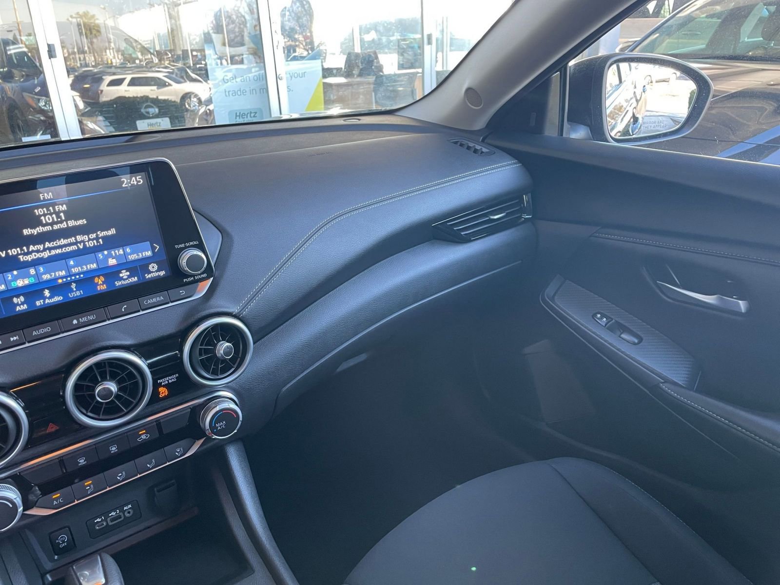 Used 2025 Nissan Sentra SV image 34