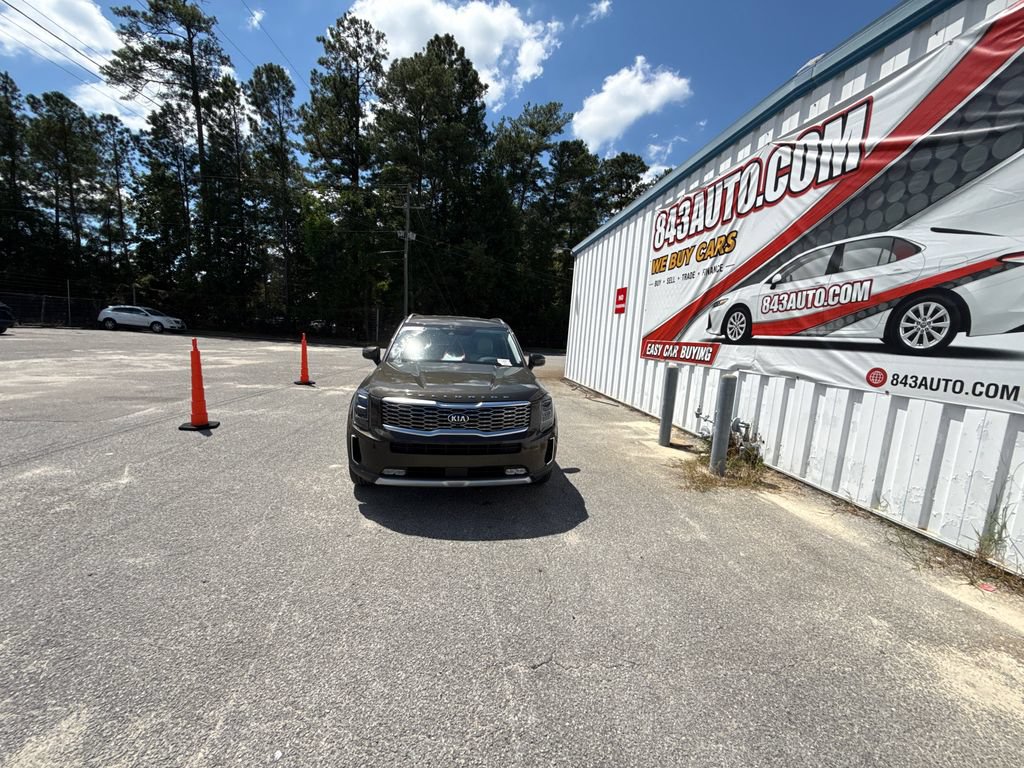 Used 2021 Kia Telluride SX w/ SX Prestige Package AWD/4WD image 3