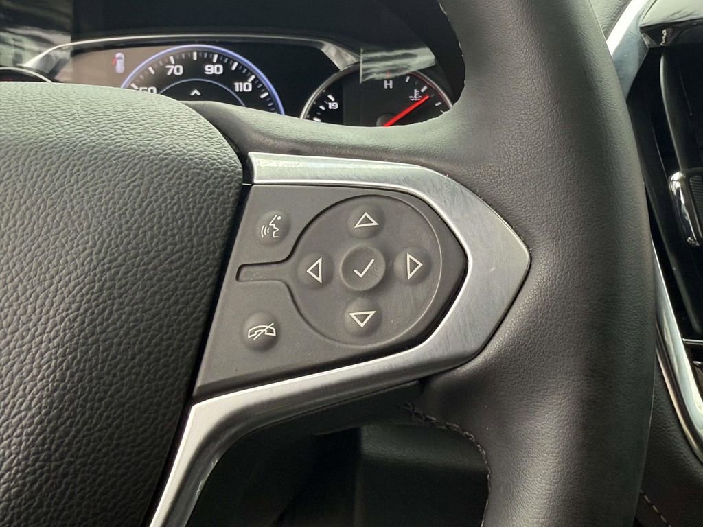 Used 2023 Chevrolet Traverse Premier w/ Redline Edition image 20