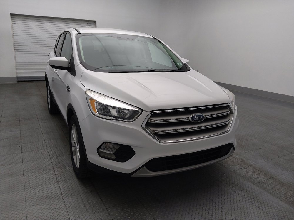 Used 2019 Ford Escape SE FWD image 14