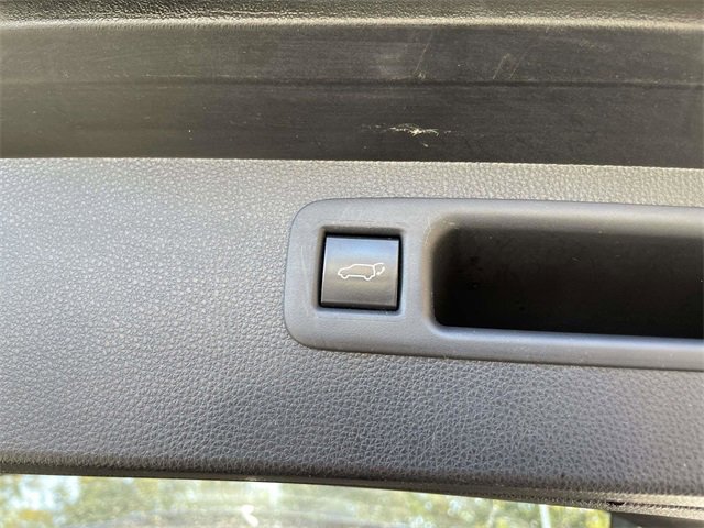 Used 2022 Toyota Highlander XLE image 15