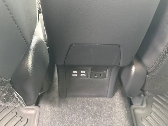 Used 2024 Toyota Prius Prime image 12