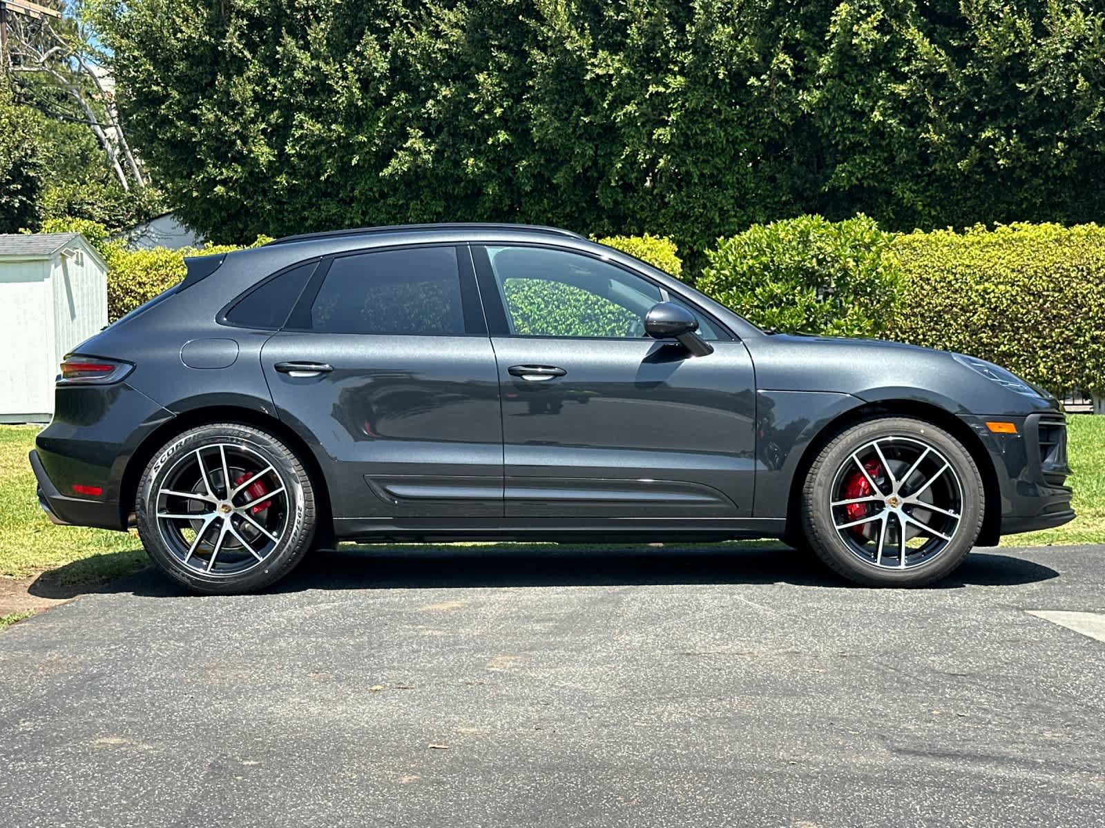 New 2026 Porsche Macan S AWD/4WD image 9
