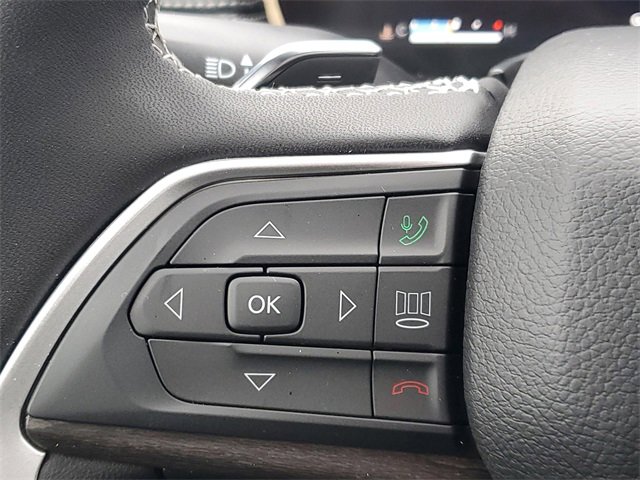 New 2025 Jeep Grand Cherokee Limited w/ Trailer Tow Package image 23