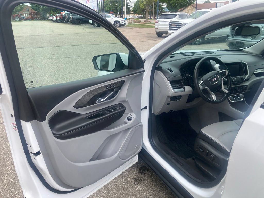 Certified 2023 GMC Terrain SLT w/ Infotainment Package II FWD image 22