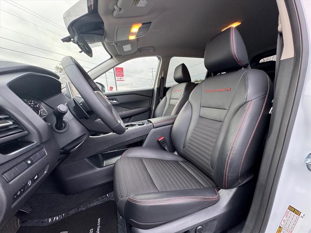 Certified 2025 Nissan Rogue SV image 16