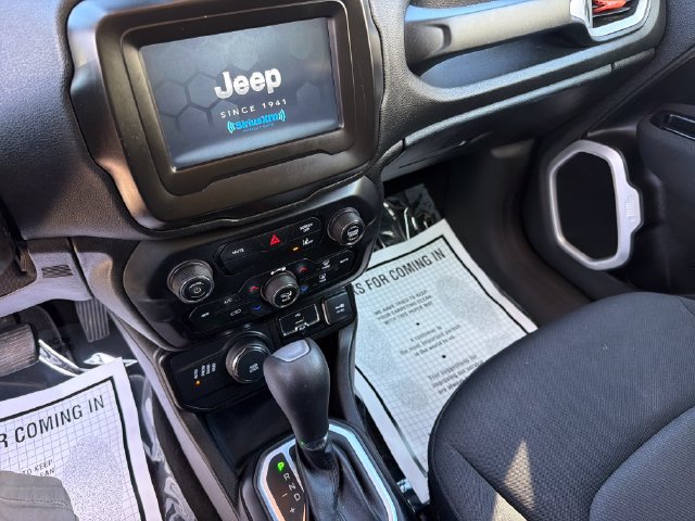 Used 2021 Jeep Renegade Sport AWD/4WD image 18