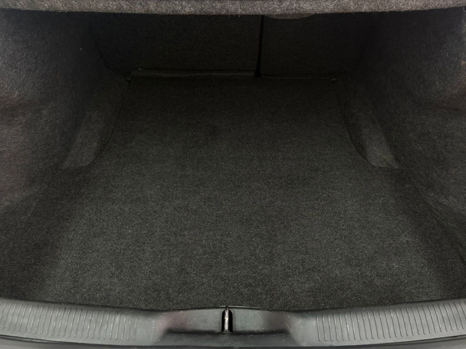 Used 2020 Dodge Charger R/T w/ Navigation & Travel Group image 29