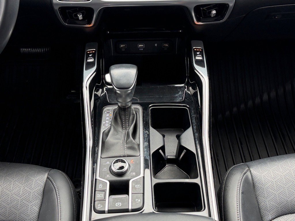 Used 2022 Kia Sorento SX image 18