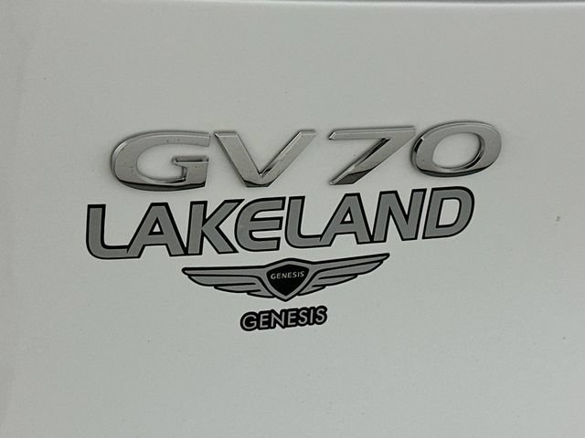 Certified 2026 Genesis GV70 2.5T Advanced AWD/4WD image 22