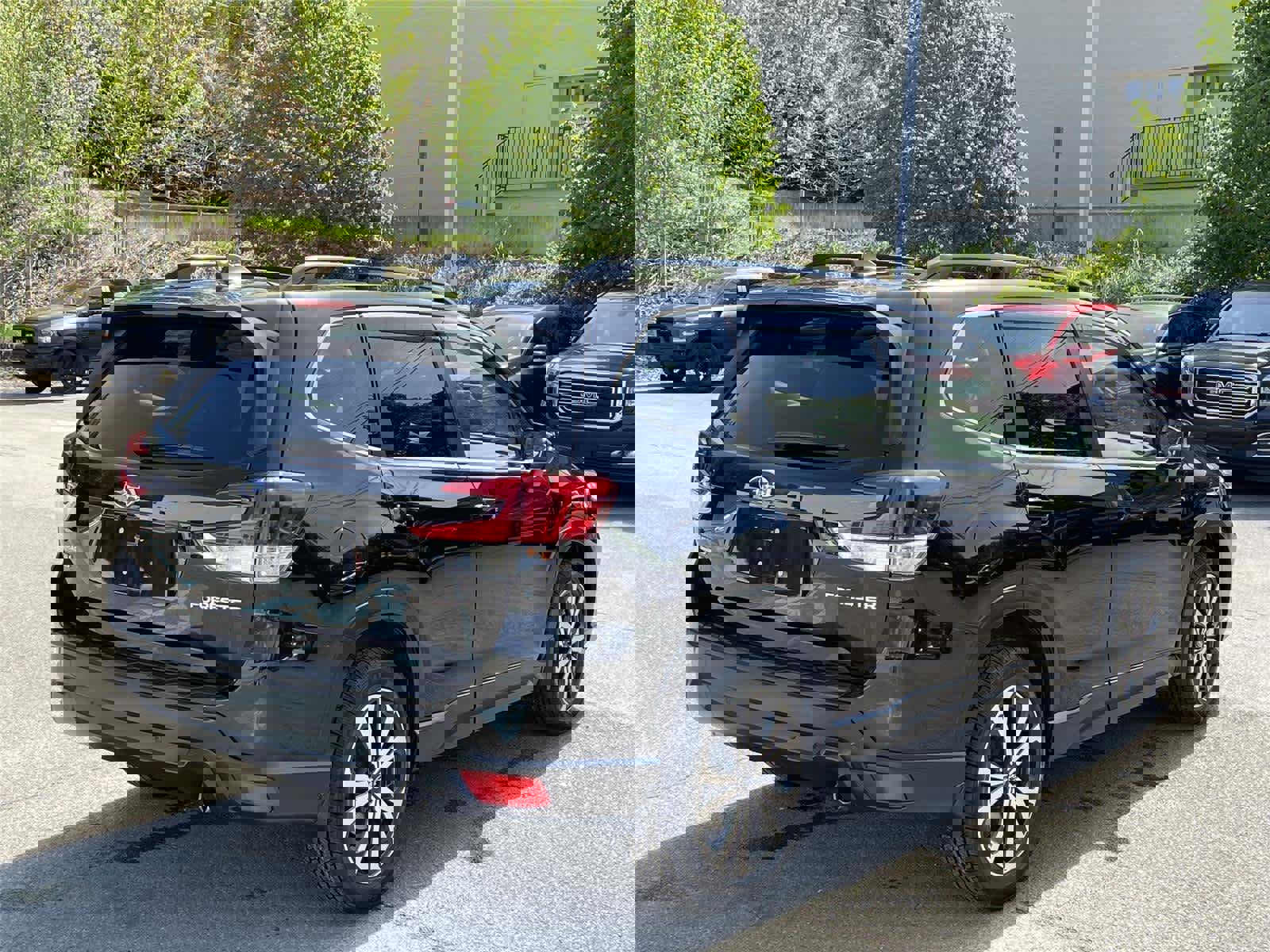 Used 2020 Subaru Forester Limited w/ Popular Package #3 AWD/4WD image 5